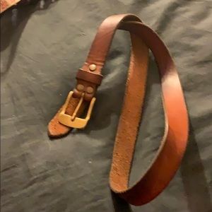 Men’s brown leather belt